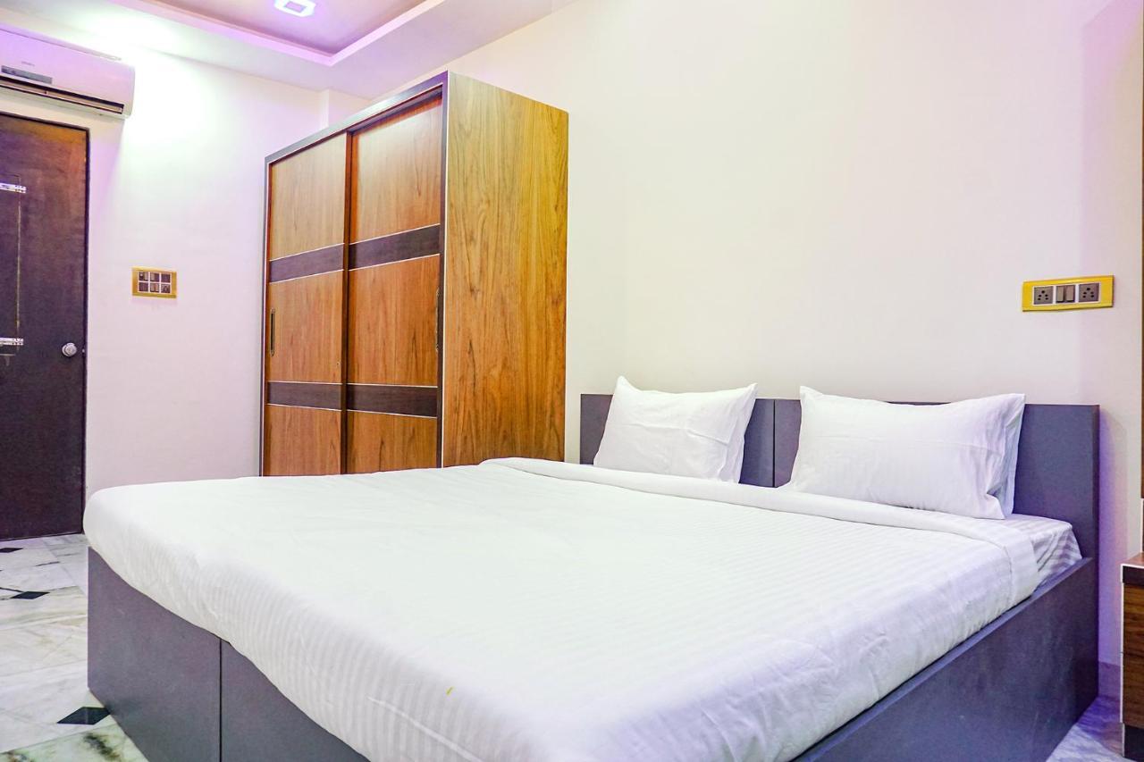 Fabhotel Classic Square Hotel 3*